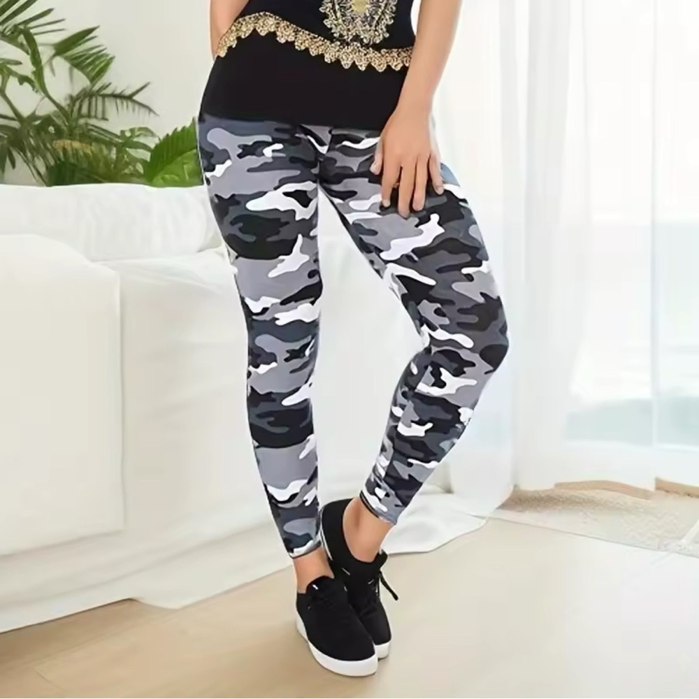 White and Gray Camo Leggings
